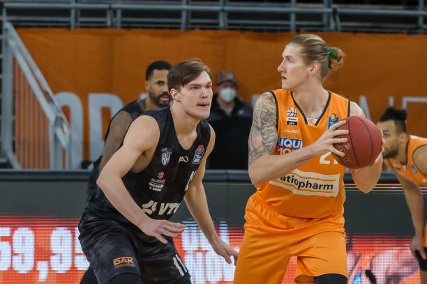 重建的双重 重建的双重